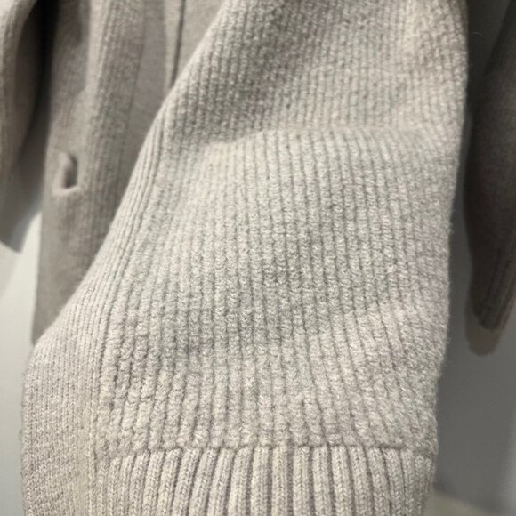 Aritzia Wilfred Free 100% Merino Wool Oatmeal Plunge Rib Knit Slim Fit Cardigan - Picture 6 of 9